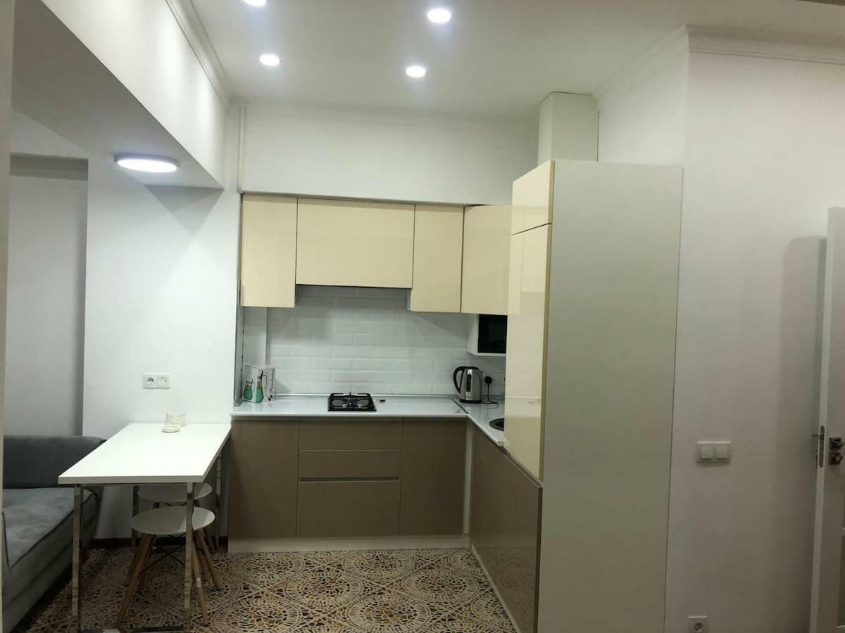 Студия В Центре Ташкента Exterior photo